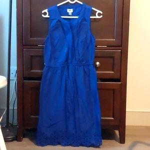 Old navy navy blue tie waist dress with lazer cut seem. (Knee length)
